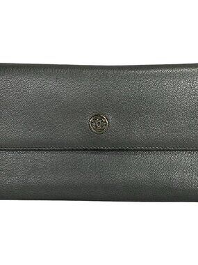 CHANEL A33922 Silver Leather Long Wallet